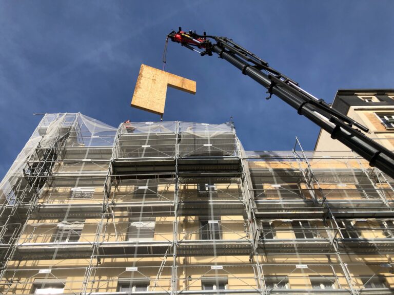 grue montage mur surélévation